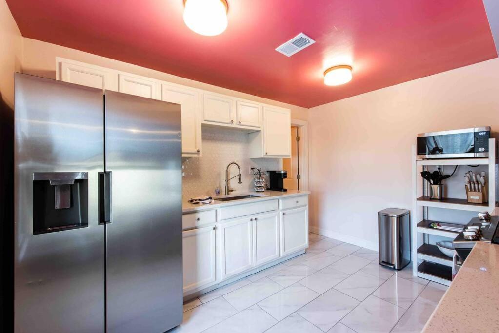 Blush And Bashful Germantown Two Bedroom Apartment Louisville Eksteriør billede