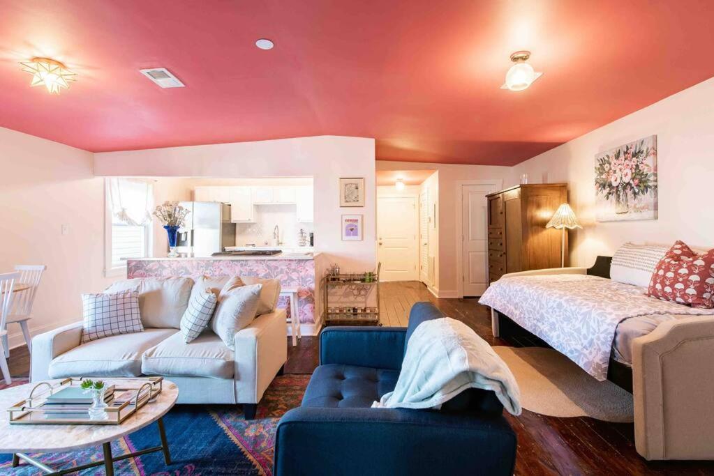 Blush And Bashful Germantown Two Bedroom Apartment Louisville Eksteriør billede